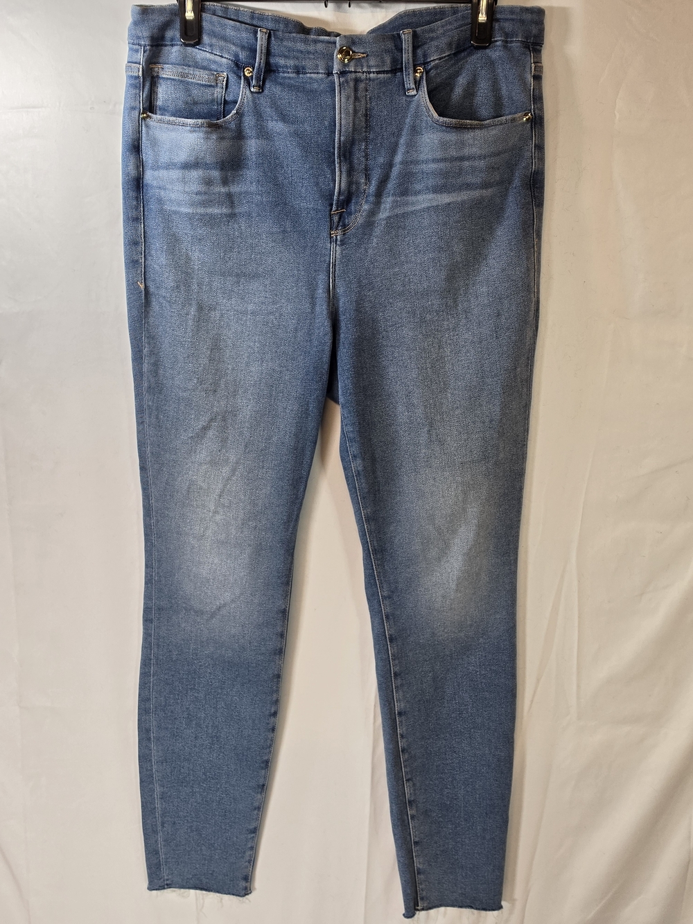 Good American Light Blue Skinny Jeans